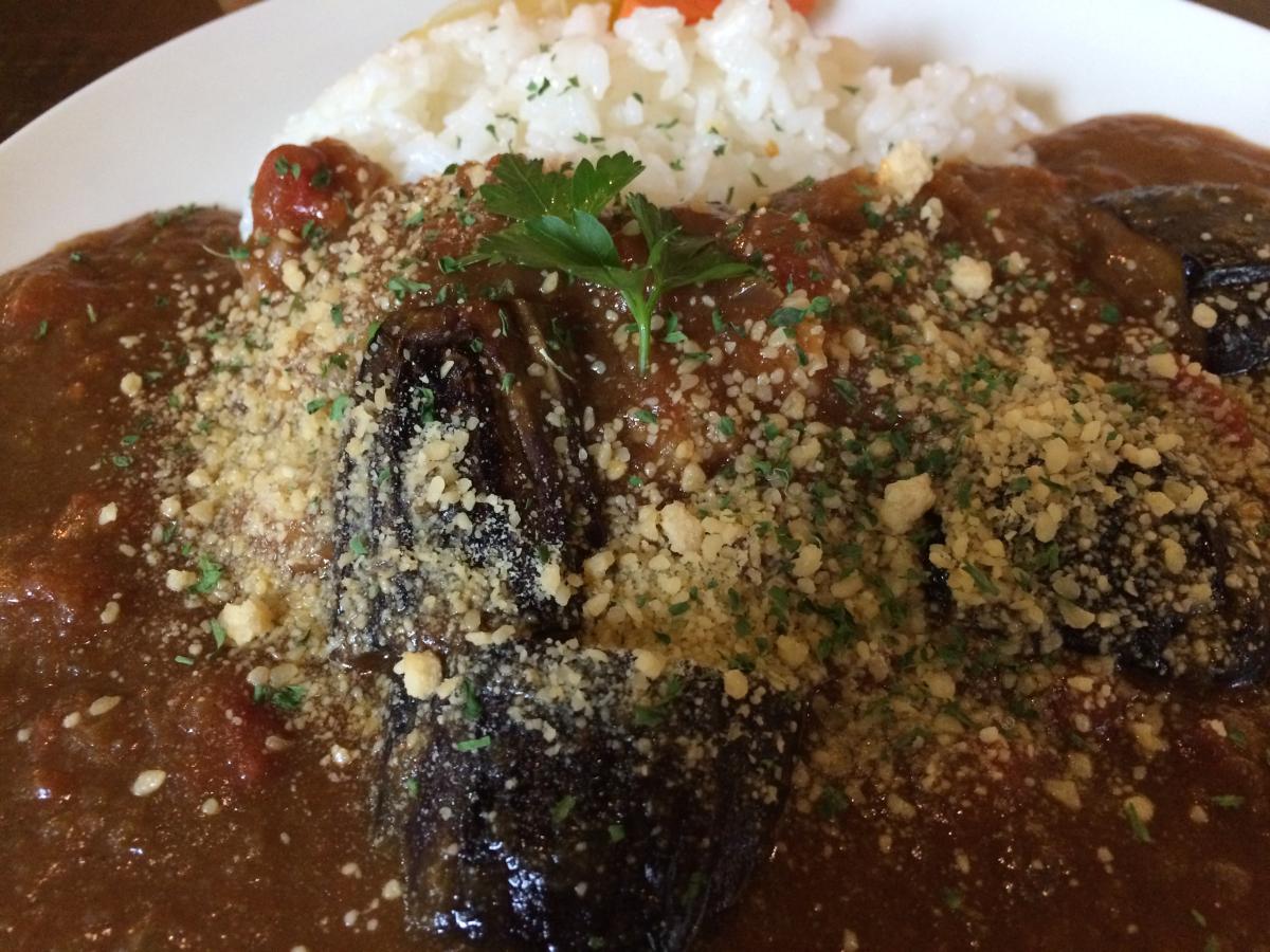 ナスとトマトのチーズカレー