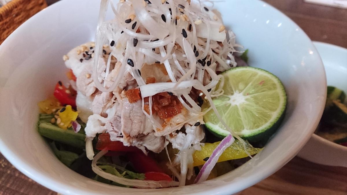  香味だれと彩り野菜の豚しゃぶ丼 34 -3