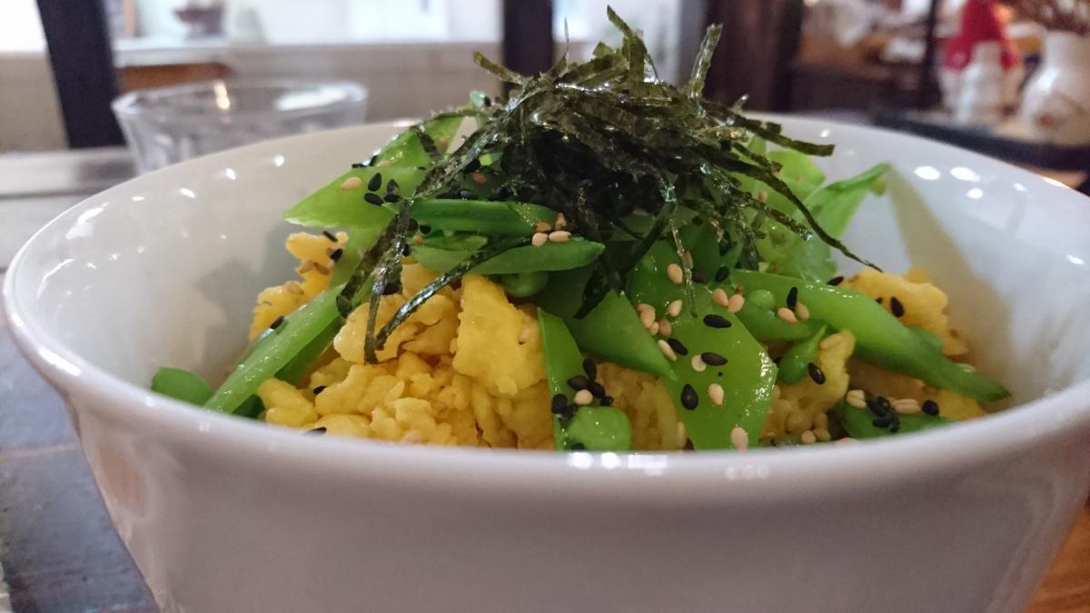  鶏そぼろと炒り卵の三色丼 63 -1